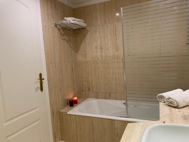 Golf & .apto 2 Bedroom Santa Maria Golf Apartemen Marbella