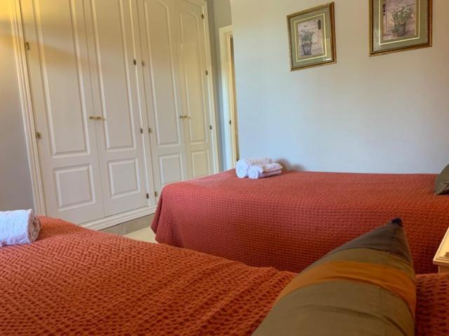 Golf & .apto 2 Bedroom Santa Maria Golf Apartemen